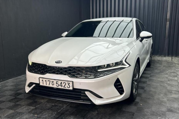 2021 Kia K5 с пробегом 109 766 км