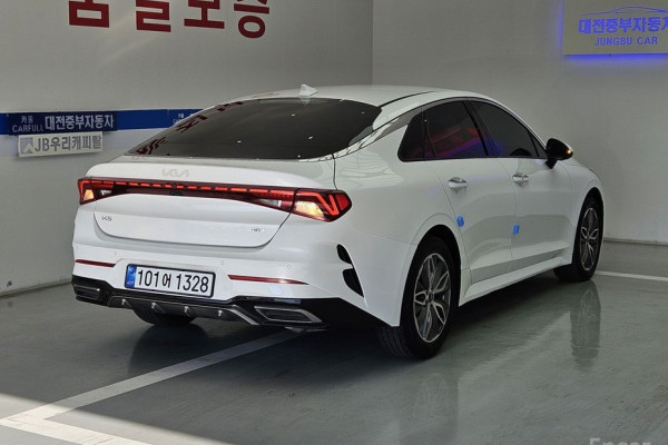 2022 Kia K5 с пробегом 83 127 км