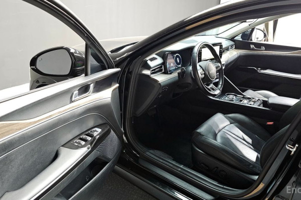 2022 Kia K5 с пробегом 86 181 км