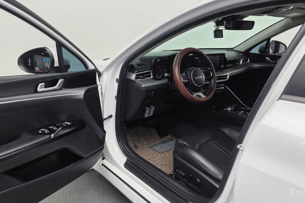 2021 Kia K5 с пробегом 65 684 км