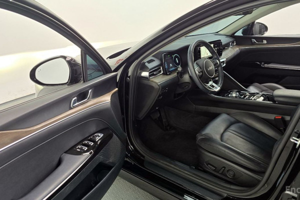 2022 Kia K5 с пробегом 50 072 км