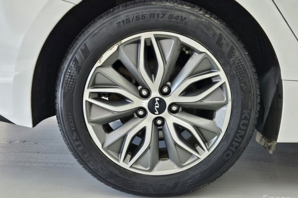 2022 Kia K5 с пробегом 83 127 км