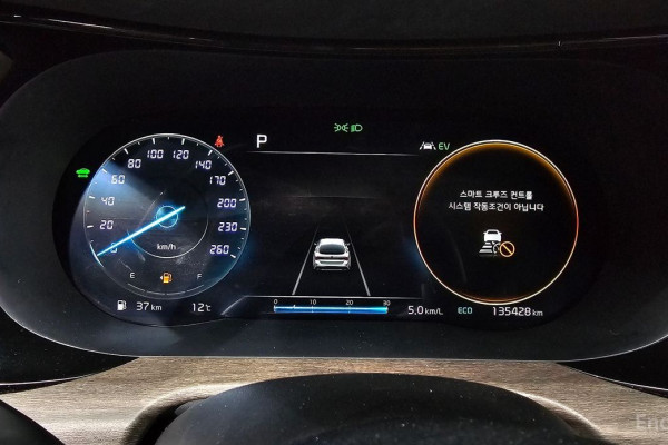 2021 Kia K5 с пробегом 135 428 км