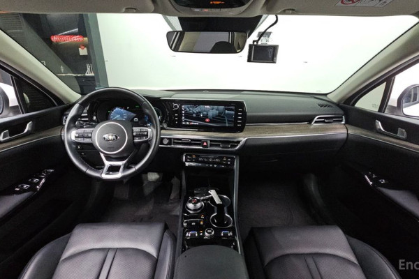 2021 Kia K5 с пробегом 135 428 км