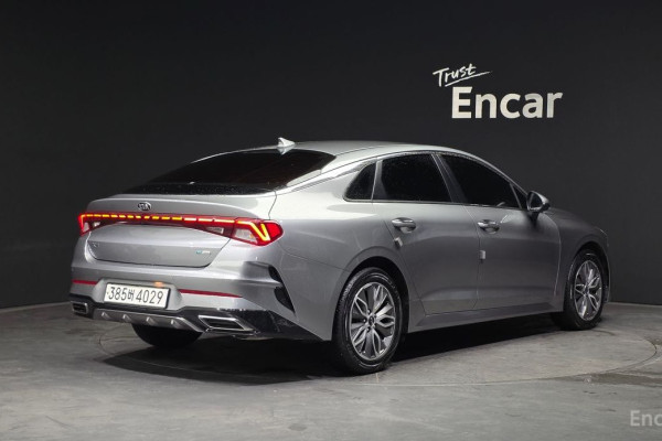 2021 Kia K5 с пробегом 111 358 км