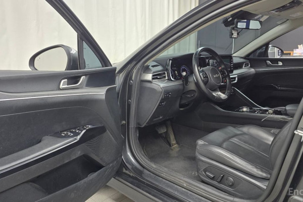 2022 Kia K5 с пробегом 131 405 км