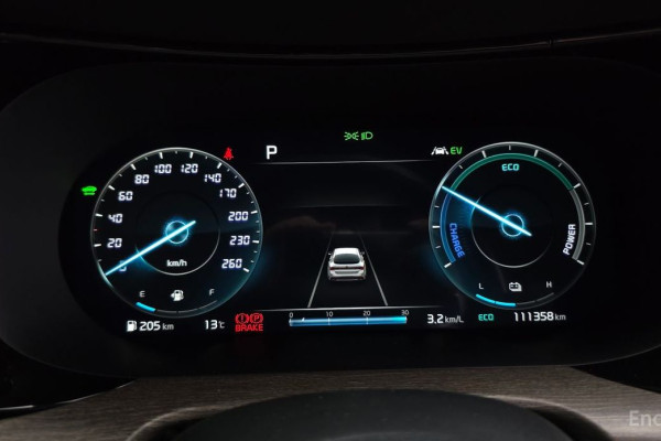 2021 Kia K5 с пробегом 111 358 км