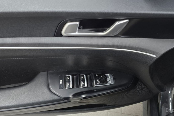 2022 Kia K5 с пробегом 131 405 км