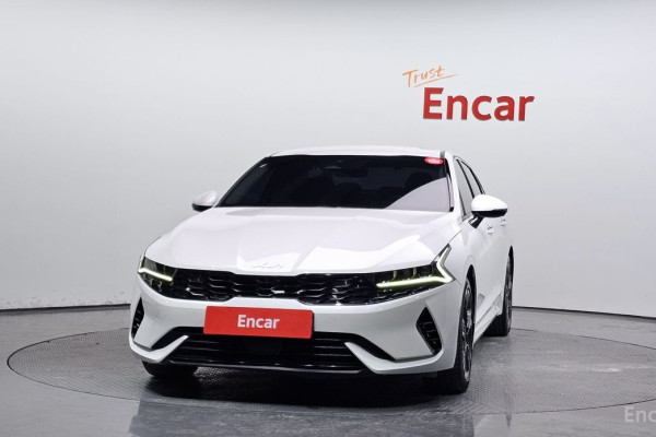 2022 Kia K5 с пробегом 82 323 км