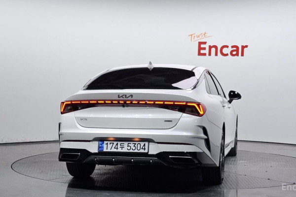 2022 Kia K5 с пробегом 82 323 км