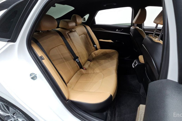 2022 Kia K5 с пробегом 72 974 км