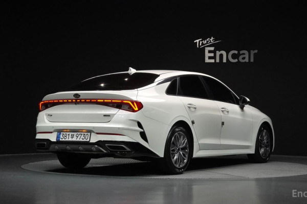 2021 Kia K5 с пробегом 61 715 км