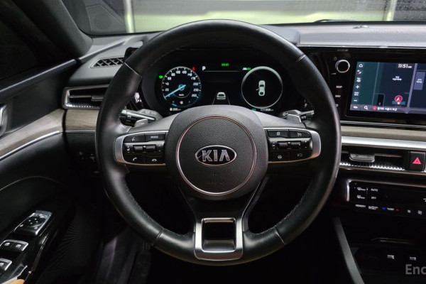 2021 Kia K5 с пробегом 111 358 км
