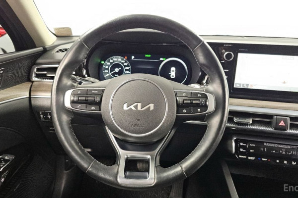 2022 Kia K5 с пробегом 70 409 км