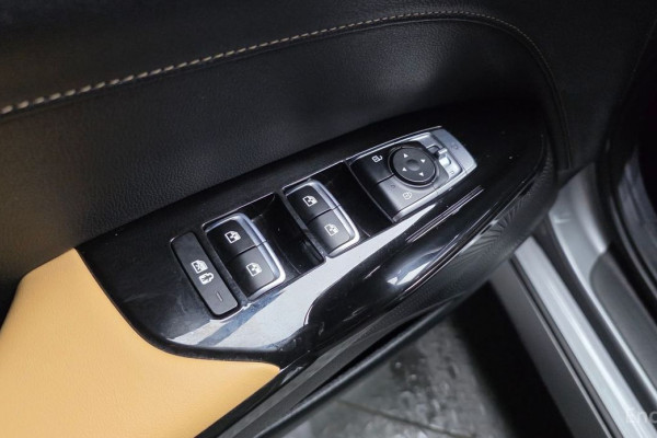 2021 Kia K5 с пробегом 111 358 км