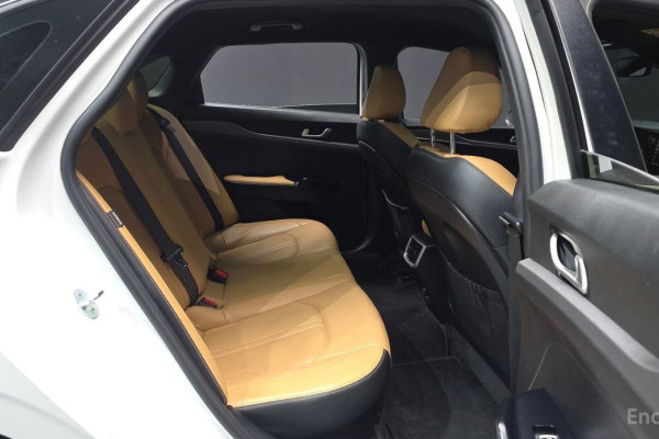 2021 Kia K5 с пробегом 61 715 км