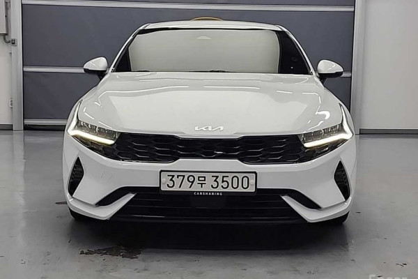 2022 Kia K5 с пробегом 114 129 км
