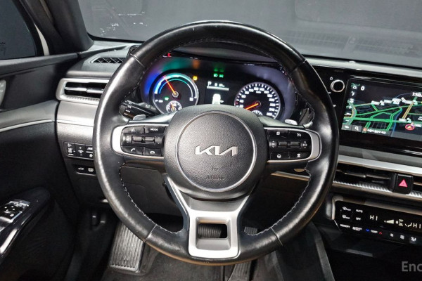 2022 Kia K5 с пробегом 97 239 км