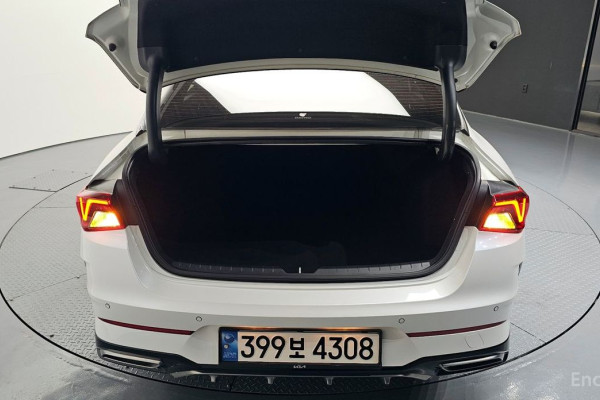 2022 Kia K5 с пробегом 72 974 км