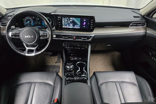 2021 Kia K5 с пробегом 124 533 км