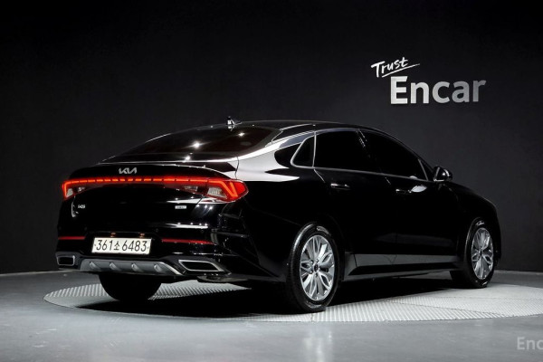 2022 Kia K5 с пробегом 77 311 км