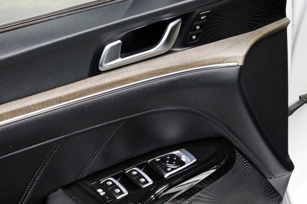 2022 Kia K5 с пробегом 82 323 км