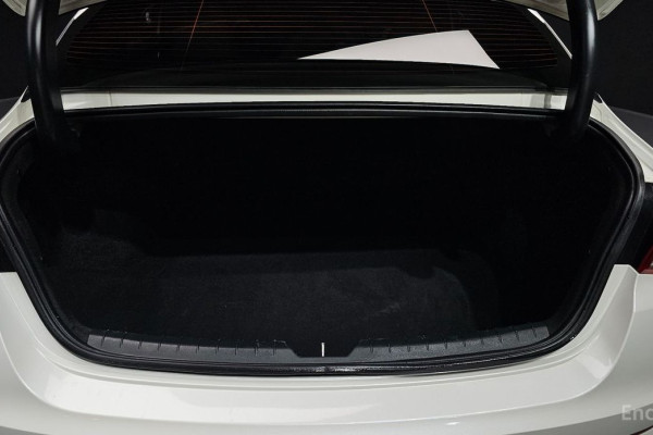 2022 Kia K5 с пробегом 97 239 км