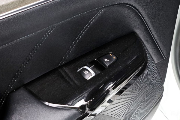 2022 Kia K5 с пробегом 82 323 км