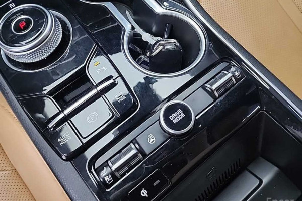 2022 Kia K5 с пробегом 114 129 км