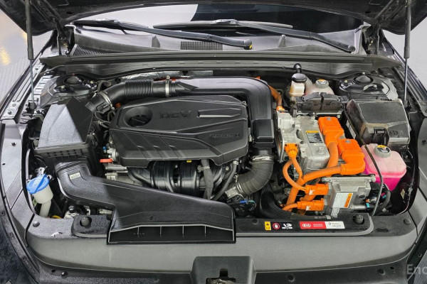 2021 Kia K5 с пробегом 96 077 км