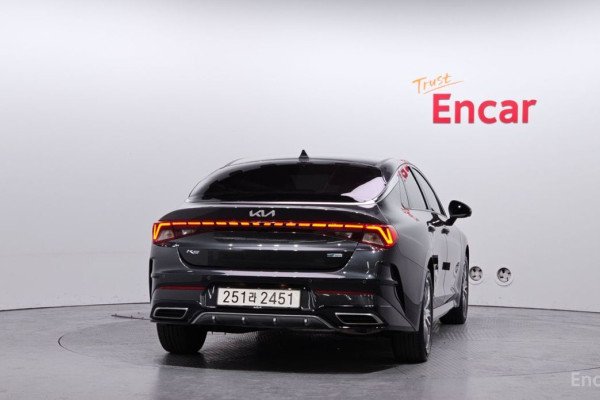 2022 Kia K5 с пробегом 70 441 км