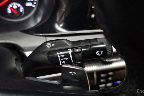 2022 Kia K5 с пробегом 99 676 км