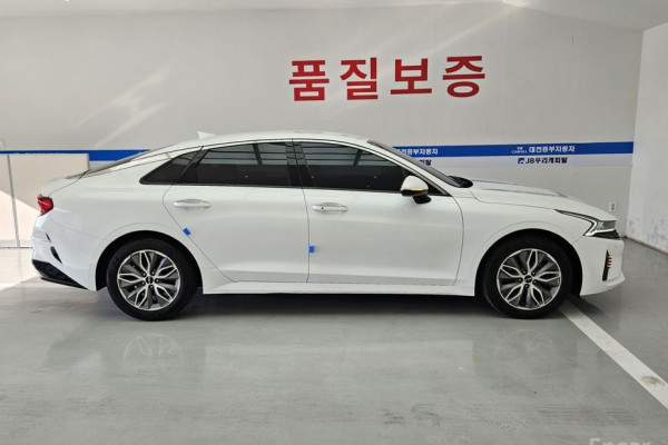 2022 Kia K5 с пробегом 83 044 км