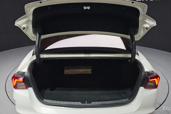 2022 Kia K5 с пробегом 99 676 км