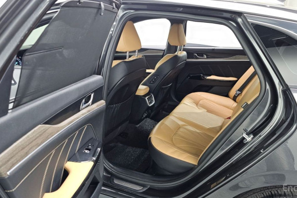 2022 Kia K5 с пробегом 70 441 км