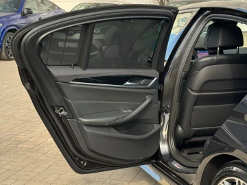 2019 BMW 5 серии с пробегом 67 000 км