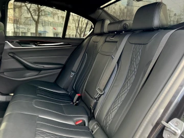 2019 BMW 5 серии с пробегом 67 000 км