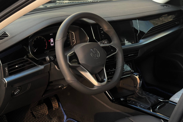 2024 Volkswagen Passat (North America and China) с пробегом 3 035 км