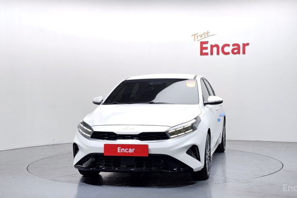 2022 Kia K3 с пробегом 54 990 км