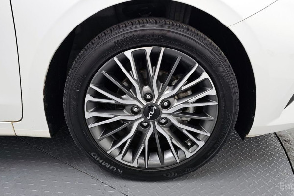 2022 Kia K3 с пробегом 54 990 км