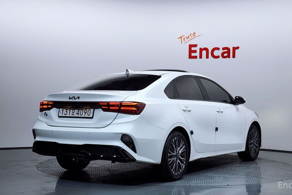 2022 Kia K3 с пробегом 39 847 км