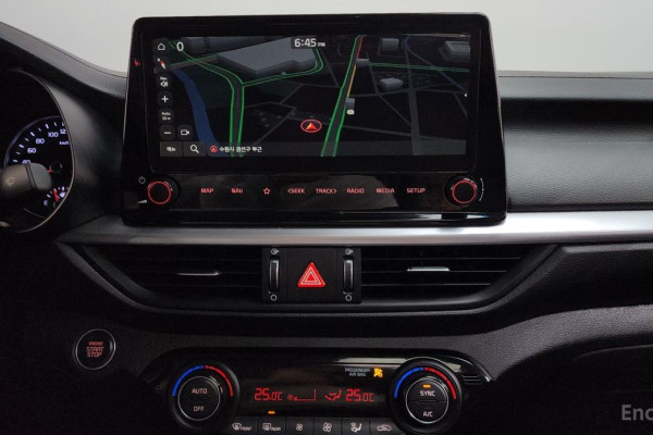 2022 Kia K3 с пробегом 39 847 км