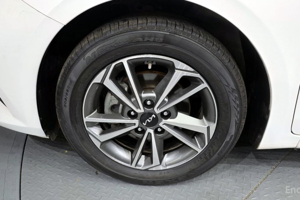 2022 Kia K3 с пробегом 74 047 км