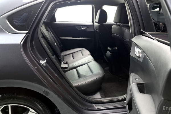 2022 Kia K3 с пробегом 80 225 км