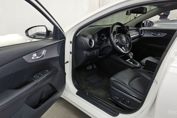 2021 Kia K3 с пробегом 93 062 км