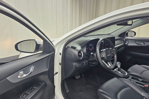 2022 Kia K3 с пробегом 72 251 км