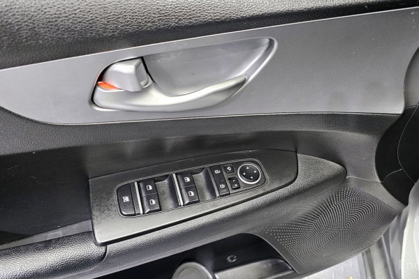 2022 Kia K3 с пробегом 65 780 км