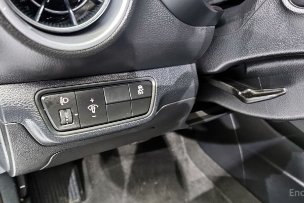 2022 Kia K3 с пробегом 65 780 км