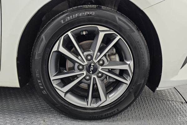 2022 Kia K3 с пробегом 83 925 км