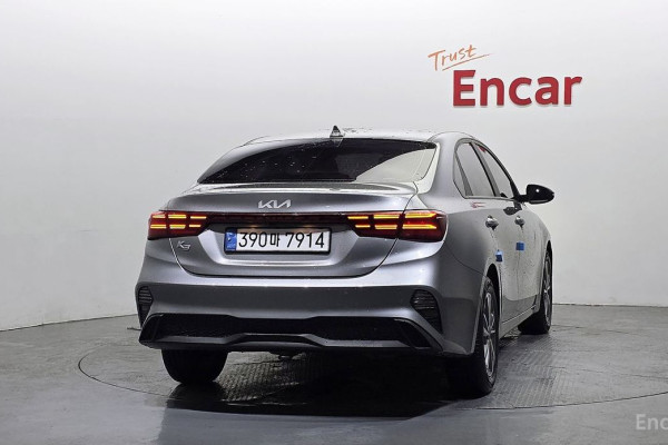 2022 Kia K3 с пробегом 75 392 км